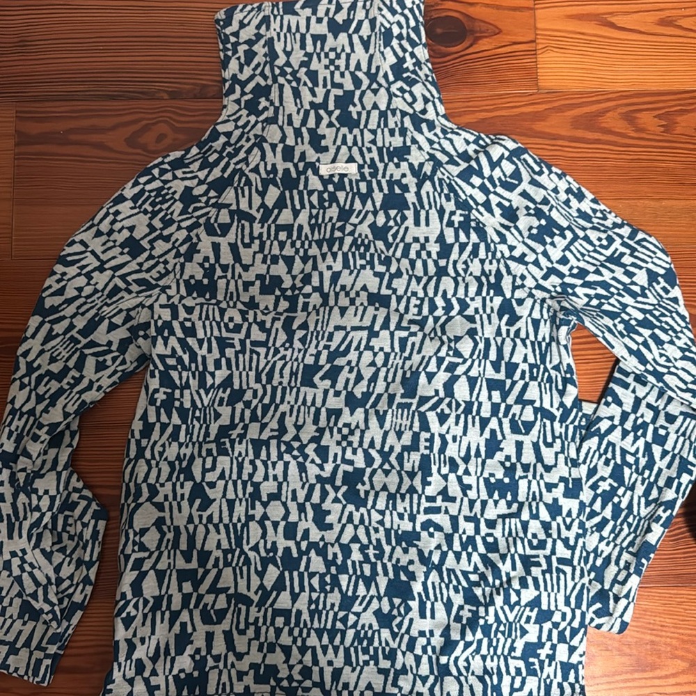 Oiselle Wazzie Wool Jacquard Mock Neck Long Sleeve